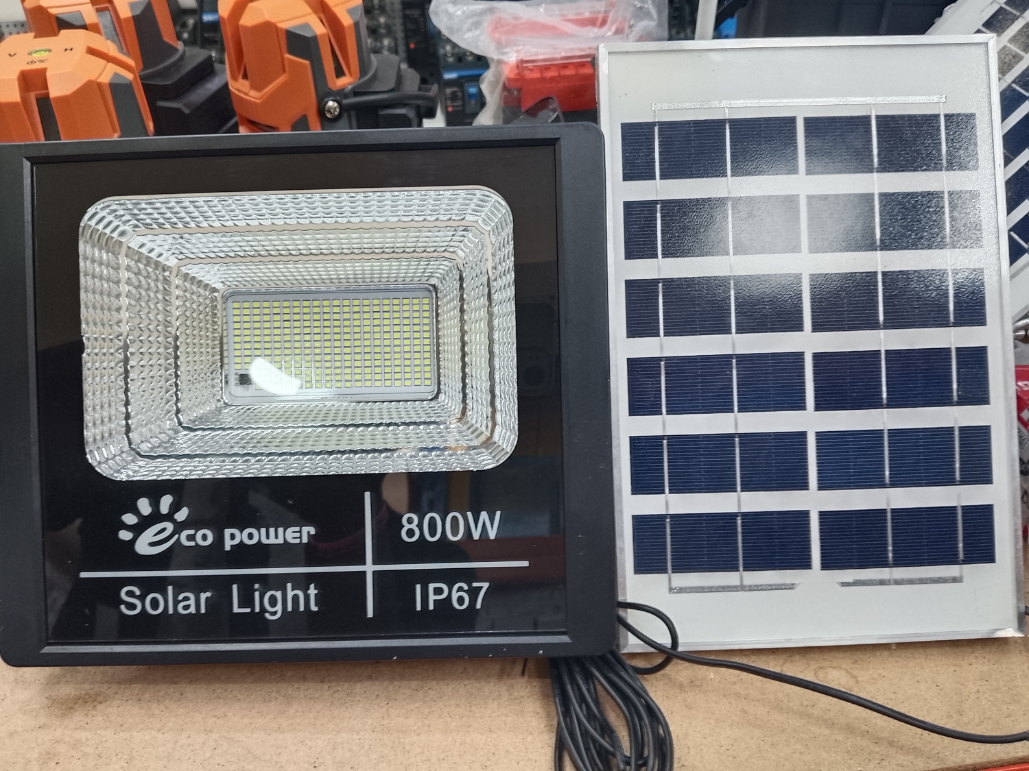 Proyector Solar 800W ECOPOWER