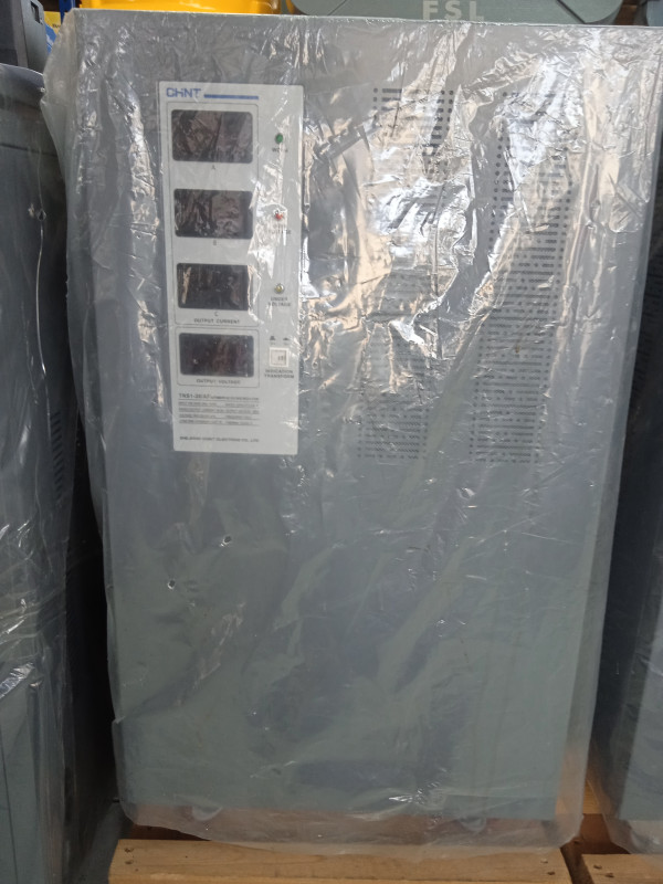 Regulador de voltaje TNS1(SVC) de 30KVA Chint.