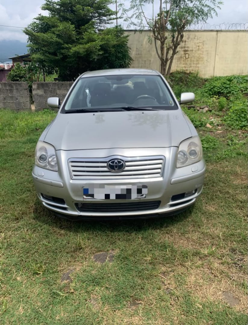 Avensis II