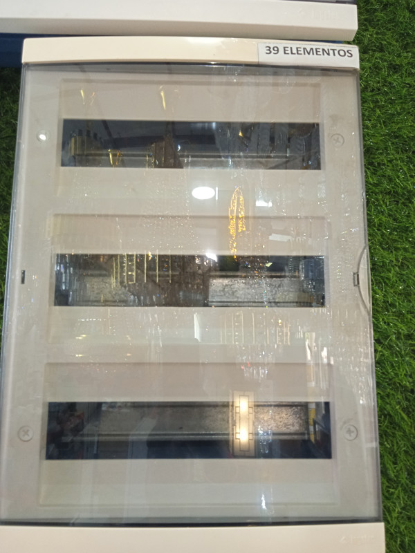Cuadro eléctrico de empotrar 39 módulos Ingelec.