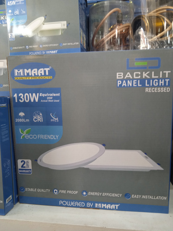 Foco LED 26W, 6500K (luz fría), redondo de plástico Maat.
